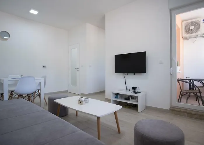 Tribunija Apartman *